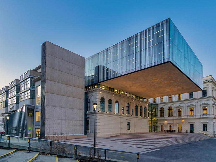 体育用品品牌代理